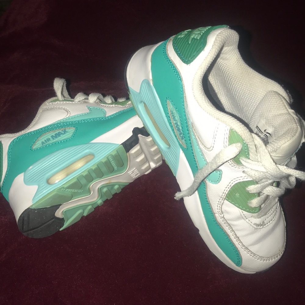 Nike size 13 c kid shoes